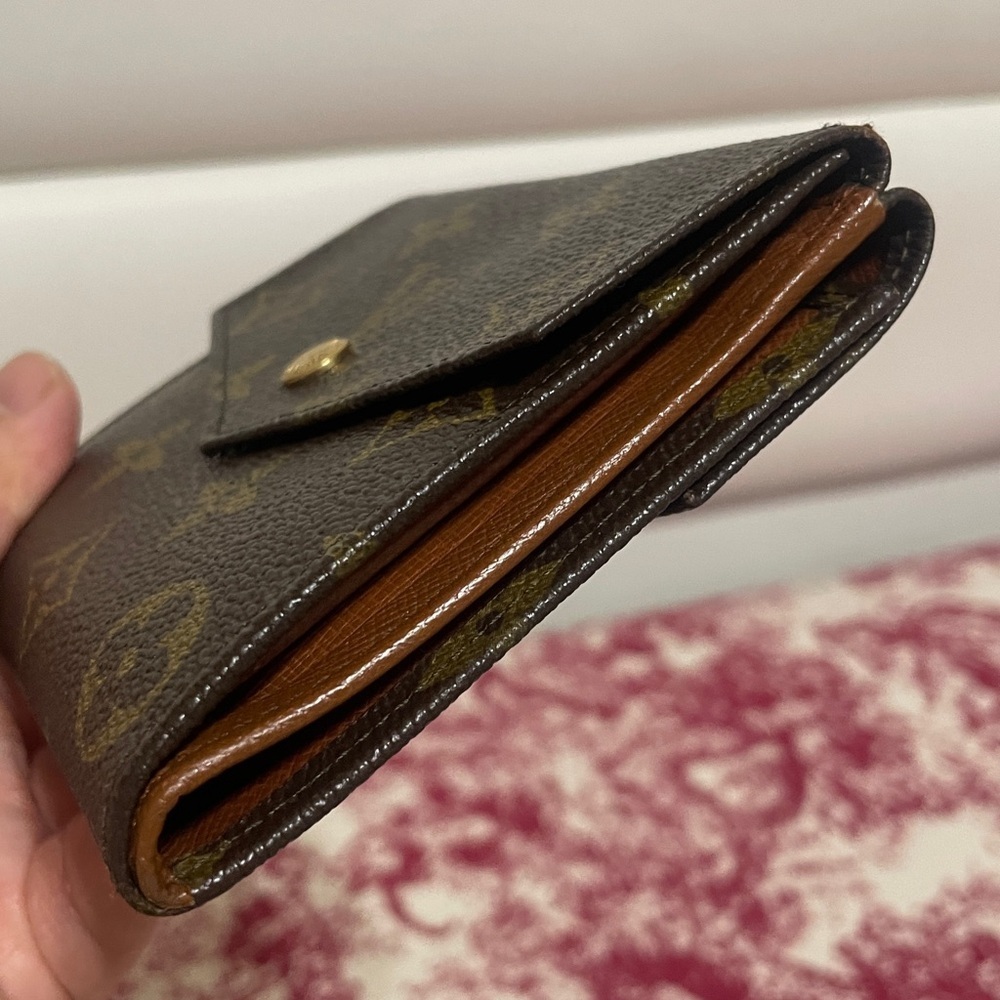 Louis Vuitton Monogram Trifold Compact Wallet - Picture 5 of 11